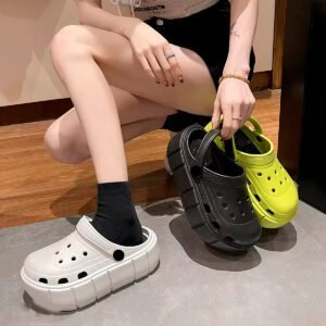 Sandalias Clog Charms EVA de Plataforma – Comodidad y Estilo